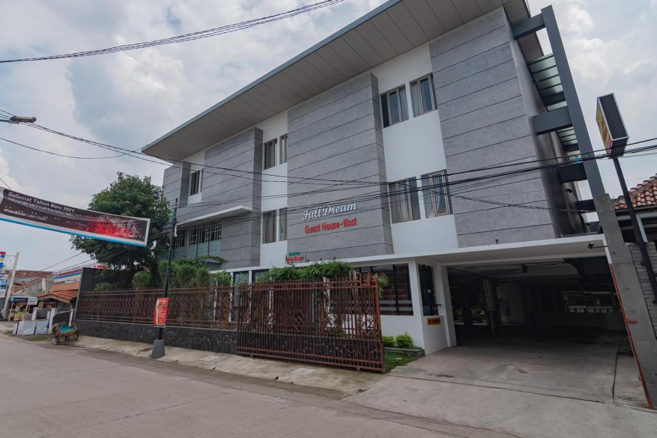 RedDoorz Plus @ Cirebon City Center Zewnętrze zdjęcie