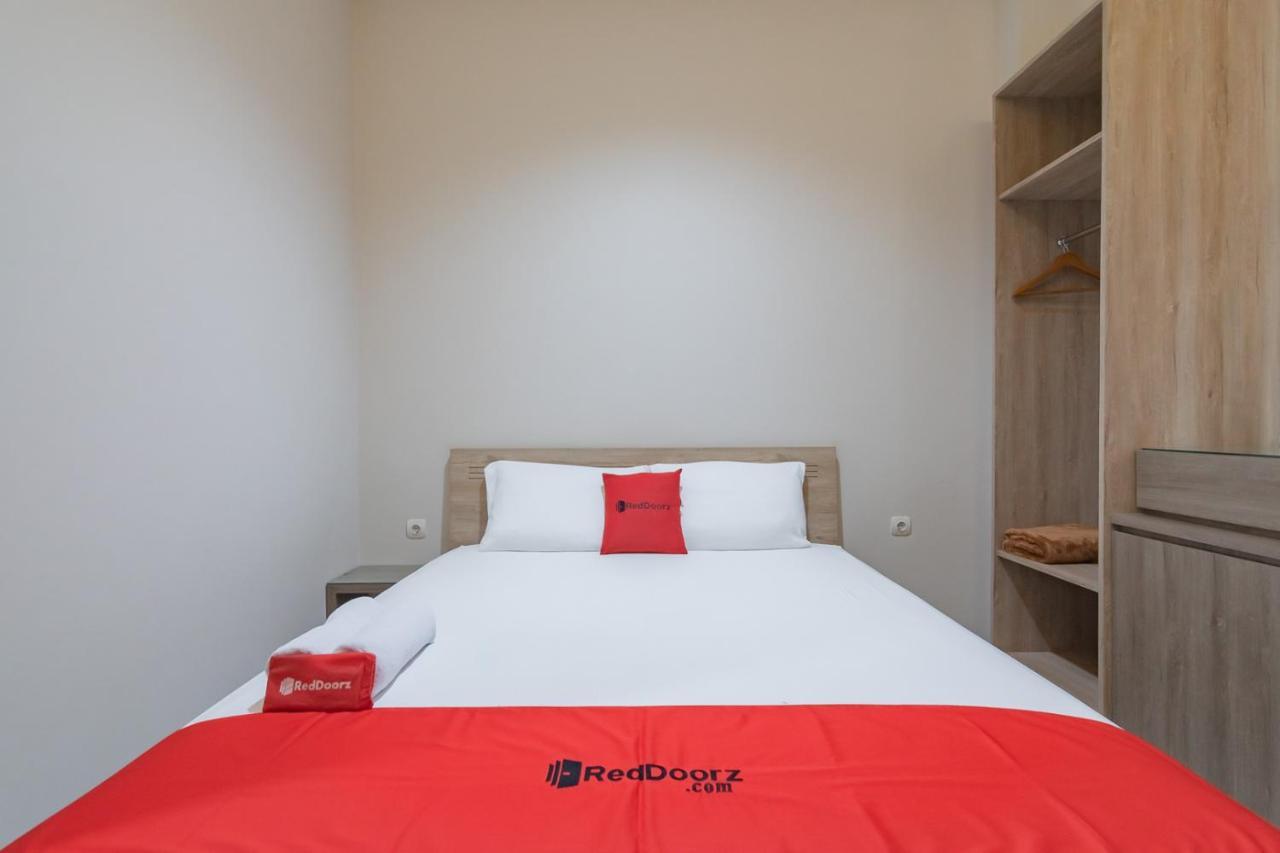 RedDoorz Plus @ Cirebon City Center Zewnętrze zdjęcie