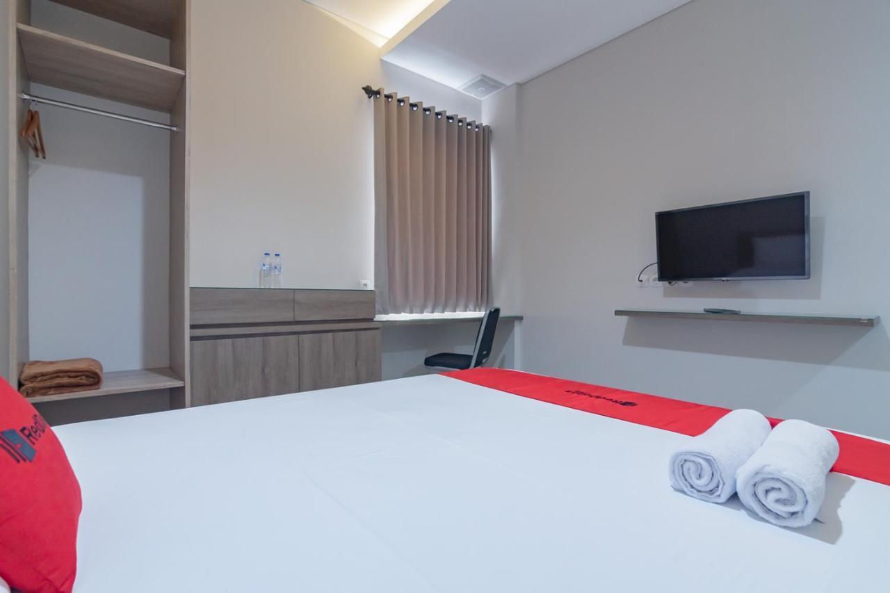 RedDoorz Plus @ Cirebon City Center Zewnętrze zdjęcie