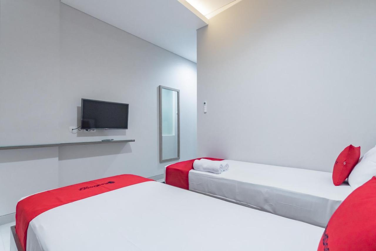 RedDoorz Plus @ Cirebon City Center Zewnętrze zdjęcie
